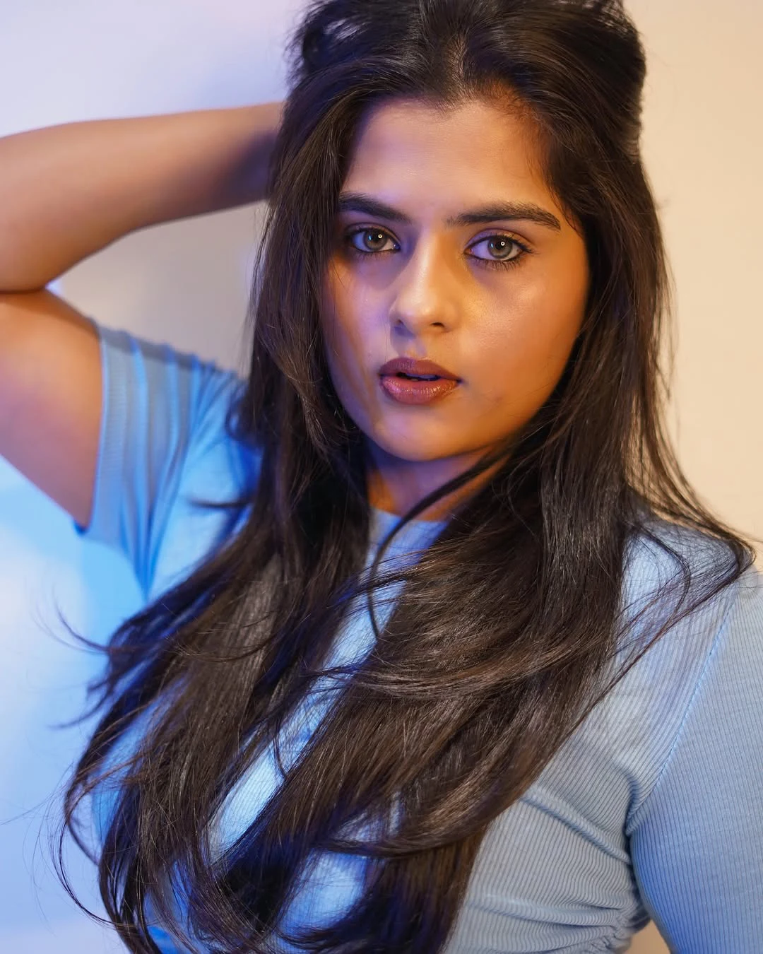 Kavya Kalyanram Sizzling Photos