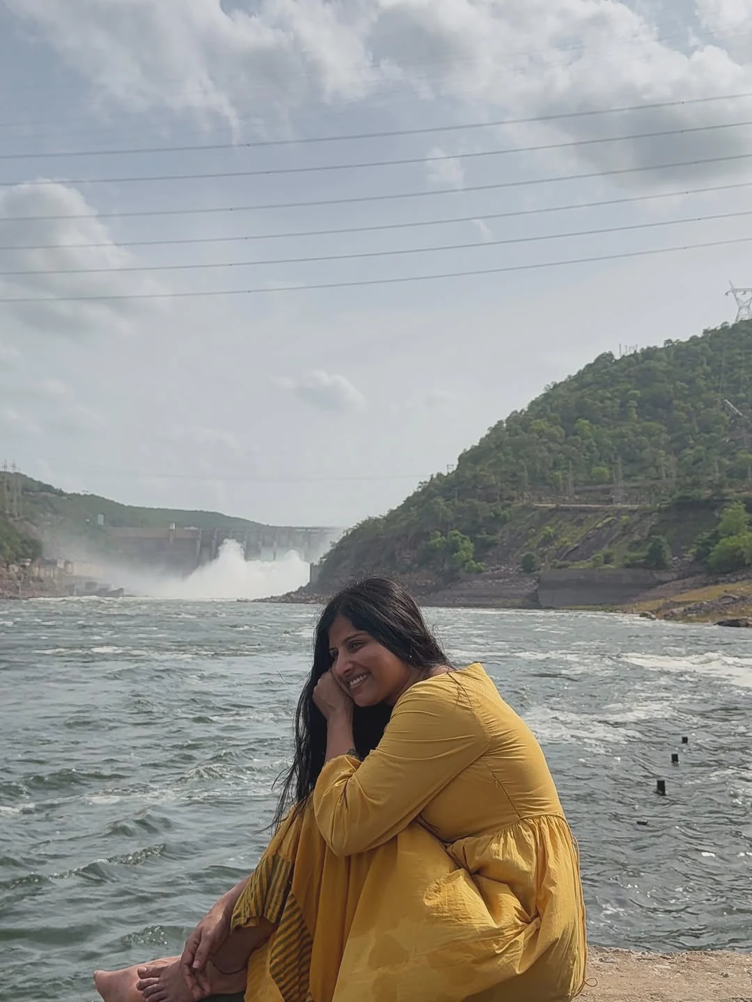 Singer Mangli Went to Srisailam with Family