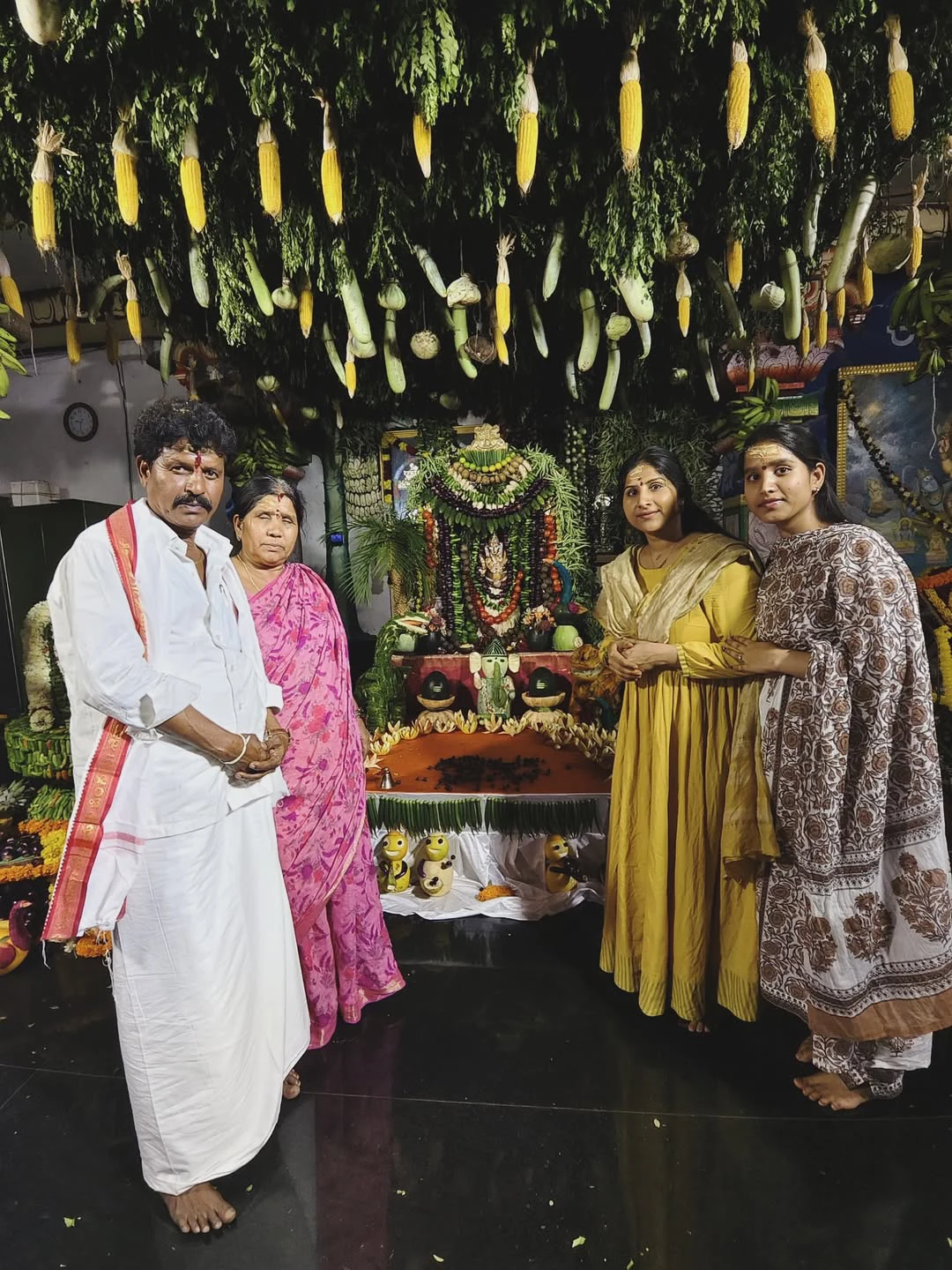 Singer Mangli Went to Srisailam with Family