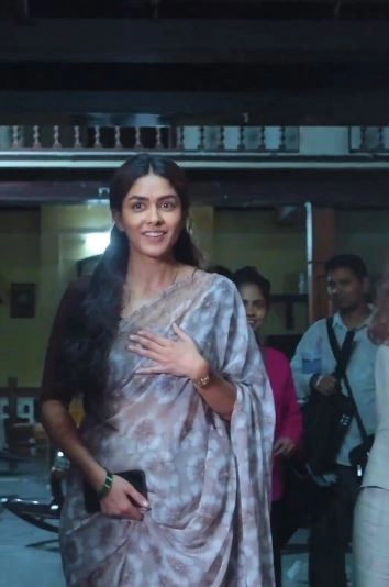 Mrunal Thakur Birthday Celebrations