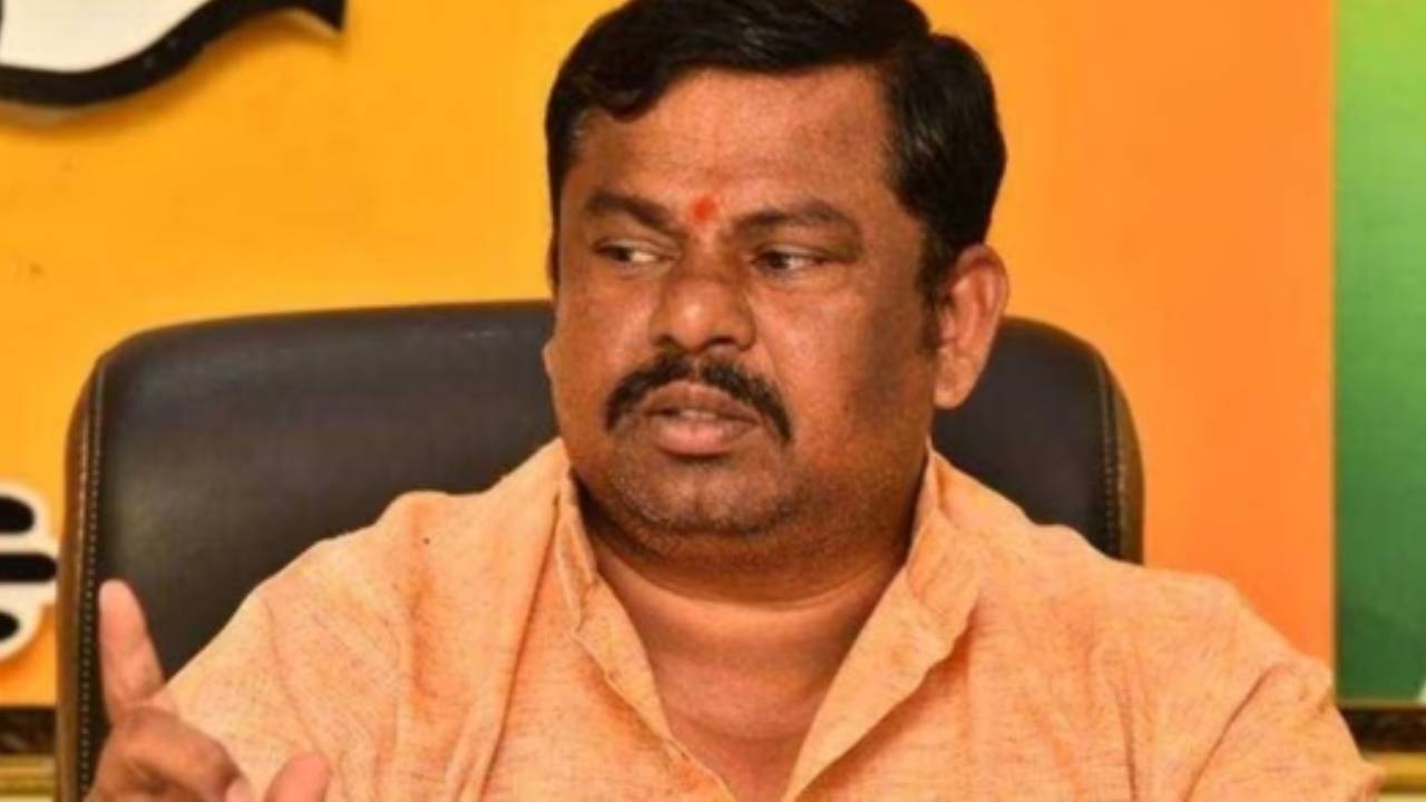 ఎమ్మెల్యే రాజాసింగ్ రాజీనామాను ఆమోదించిన బీజేపీ ఎమ్మెల్యే రాజాసింగ్ రాజీనామాను ఆమోదించిన బీజేపీ
