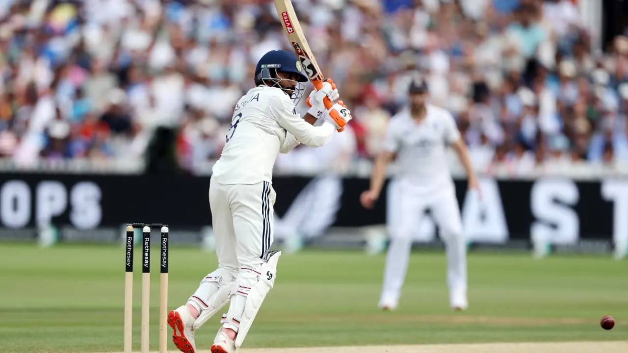 ENG vs IND : రెండో రోజు ఆటలో జడేజా మరో 12 పరుగులు చేస్తే.. అరుదైన రికార్డు.. ENG vs IND : రెండో రోజు ఆటలో జడేజా మరో 12 పరుగులు చేస్తే.. అరుదైన రికార్డు..