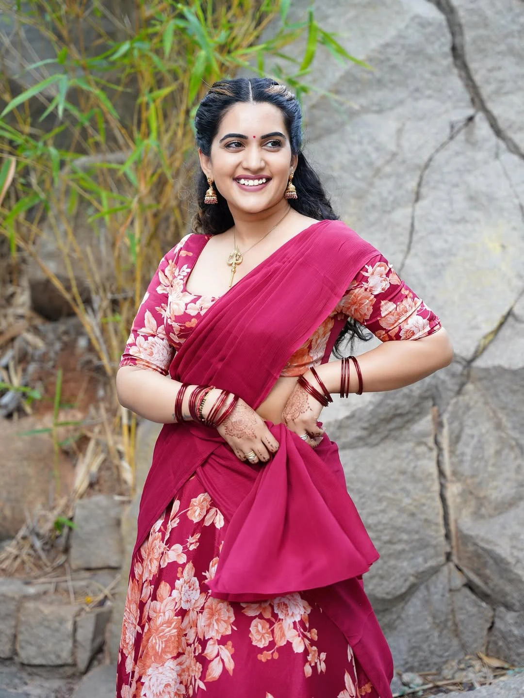 Sravanthi Chokarapu Cute Photos in Half Saree