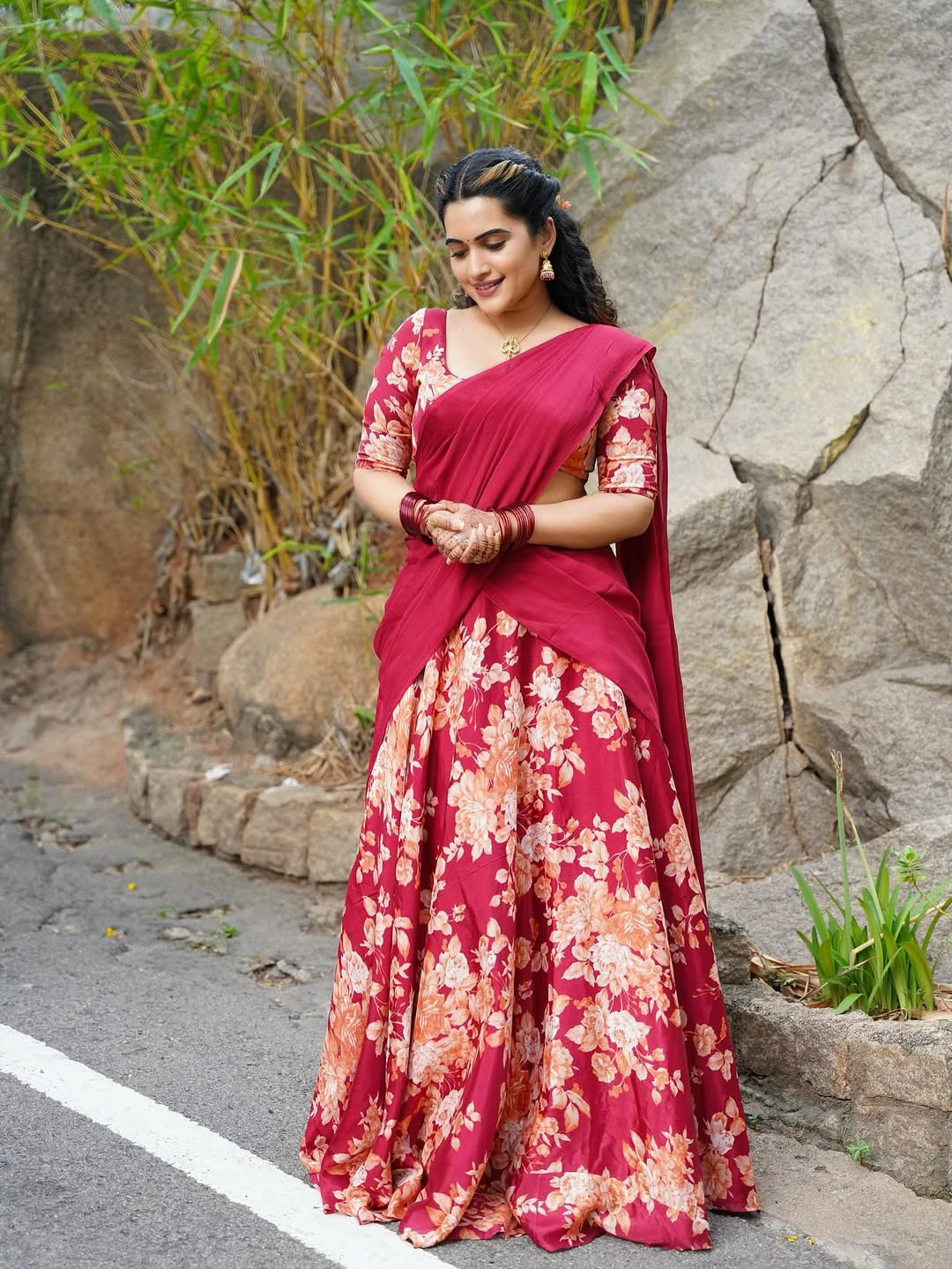 Sravanthi Chokarapu Cute Photos in Half Saree