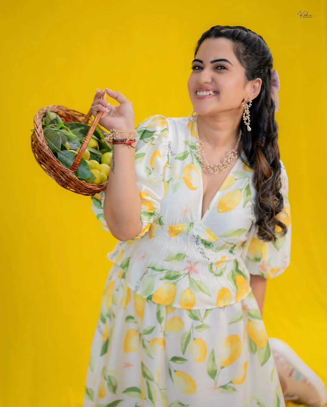 Sravanthi Chokarapu Cute Photos with Lemons