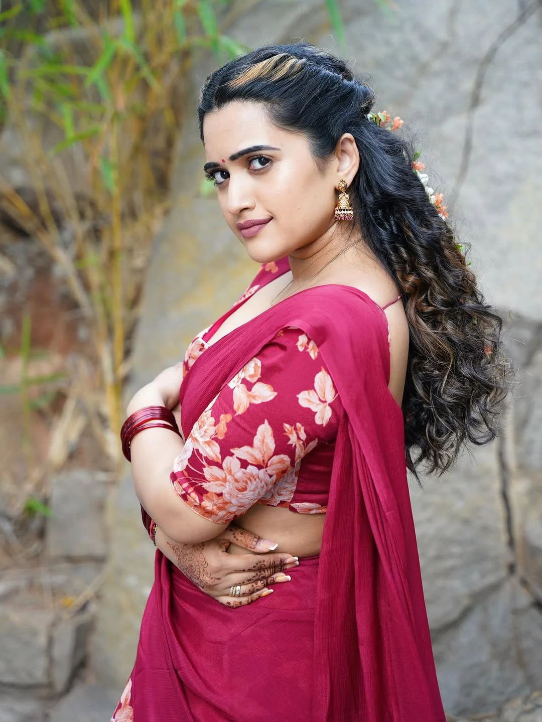 Sravanthi Chokarapu Cute Photos in Half Saree