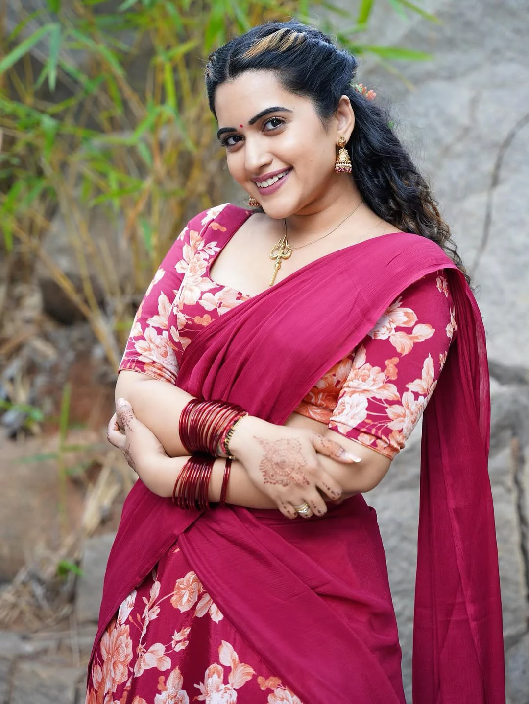 Sravanthi Chokarapu Cute Photos in Half Saree
