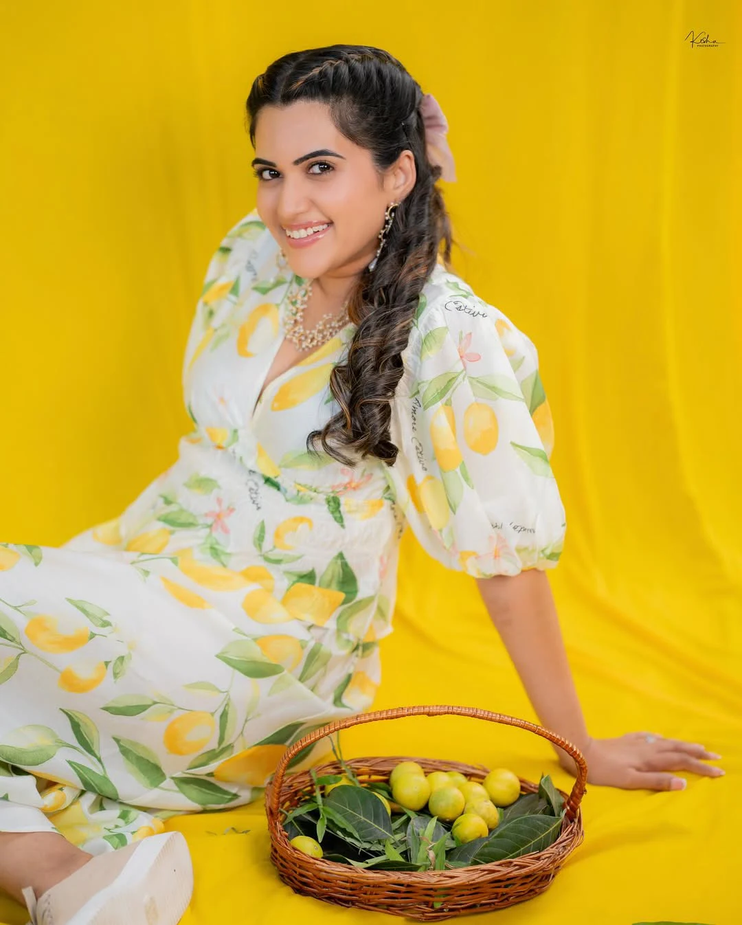 Sravanthi Chokarapu Cute Photos with Lemons