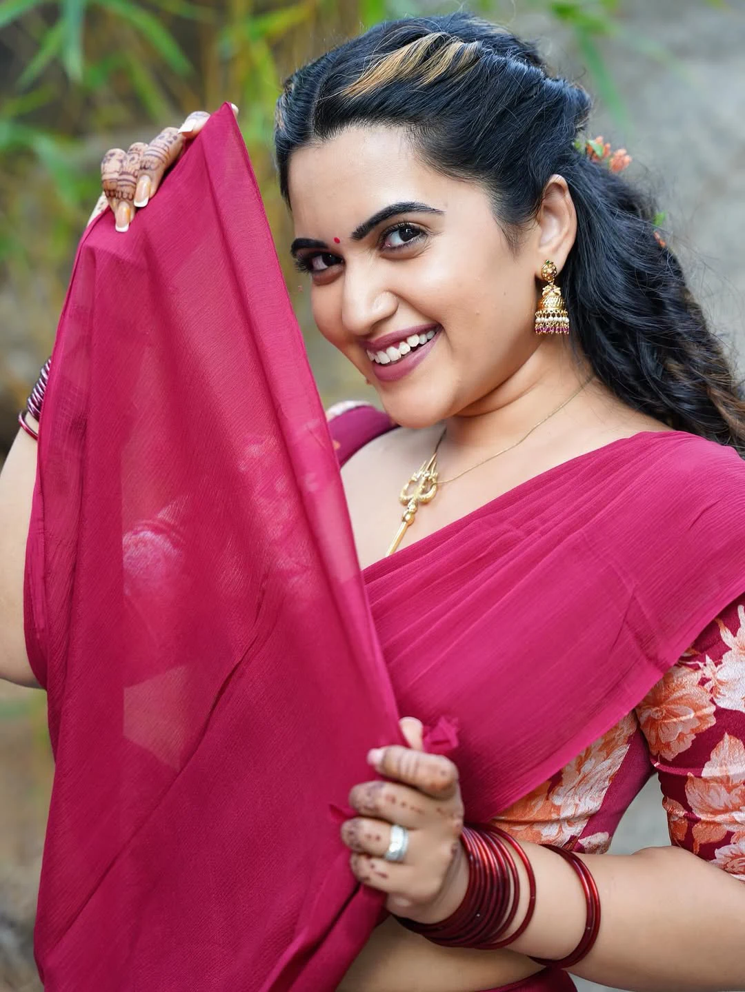 Sravanthi Chokarapu Cute Photos in Half Saree