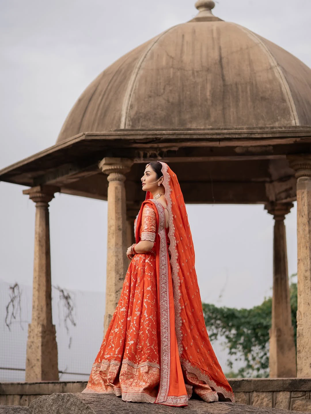 Sreemukhi Special Photo Shoot in Queen Looks