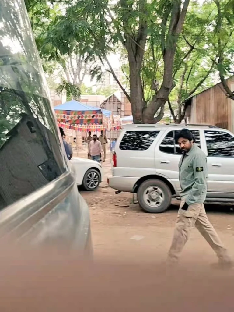 Pawan Kalyan Photos goes Viral From Ustaad Bhagat Singh Shoot 