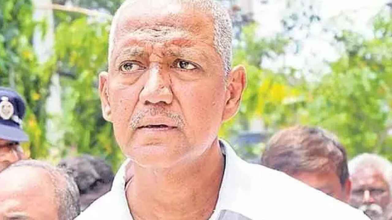 Vallabhaneni Vamsi: వల్లభనేని వంశీకి అస్వస్థత.. ఆసుపత్రికి తరలింపు.. Vallabhaneni Vamsi: వల్లభనేని వంశీకి అస్వస్థత.. ఆసుపత్రికి తరలింపు..