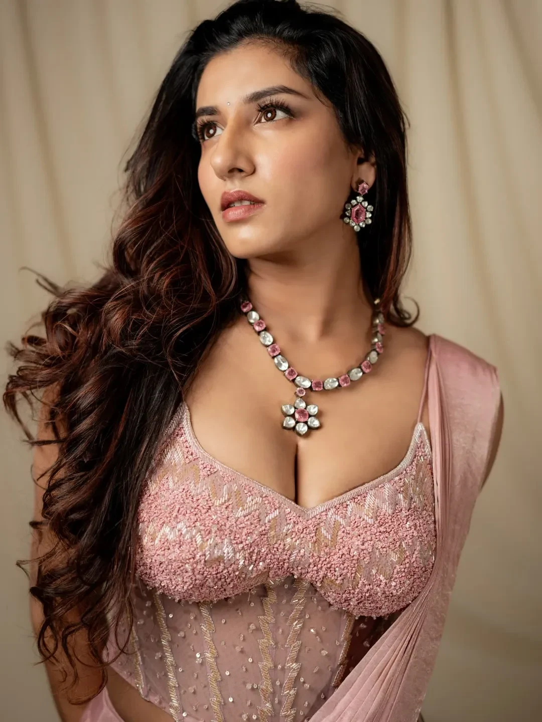 Vishnupriya Bhimeneni Shines in Pink Dress