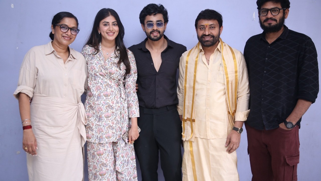 Solo Boy : సినిమా చూసిన ఒక పెద్దావిడ ఒక మంచి సినిమా చూసా అంది.. బిగ్ బాస్ గౌతమ్ కృష్ణ.. Solo Boy : సినిమా చూసిన ఒక పెద్దావిడ ఒక మంచి సినిమా చూసా అంది.. బిగ్ బాస్ గౌతమ్ కృష్ణ..