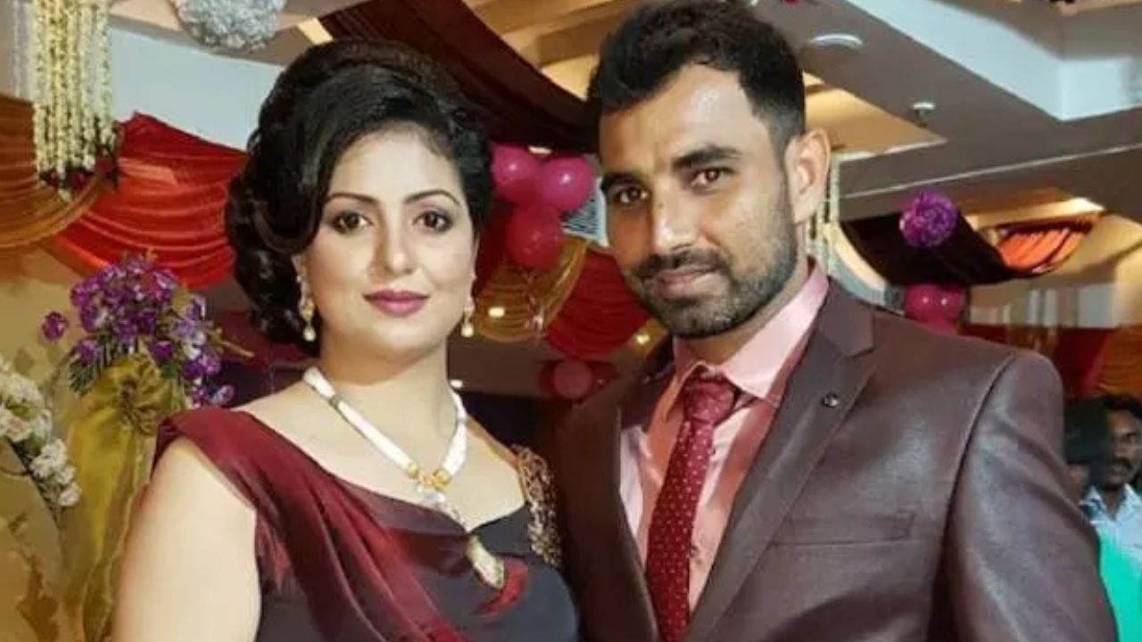 Mohammed Shami-Hasin Jahan : రూ.4లక్షలు చాలా తక్కువ.. రూ.10లక్షలు కావాలి.. షమీ భార్య హసీన్ జహాన్ Mohammed Shami-Hasin Jahan : రూ.4లక్షలు చాలా తక్కువ.. రూ.10లక్షలు కావాలి.. షమీ భార్య హసీన్ జహాన్
