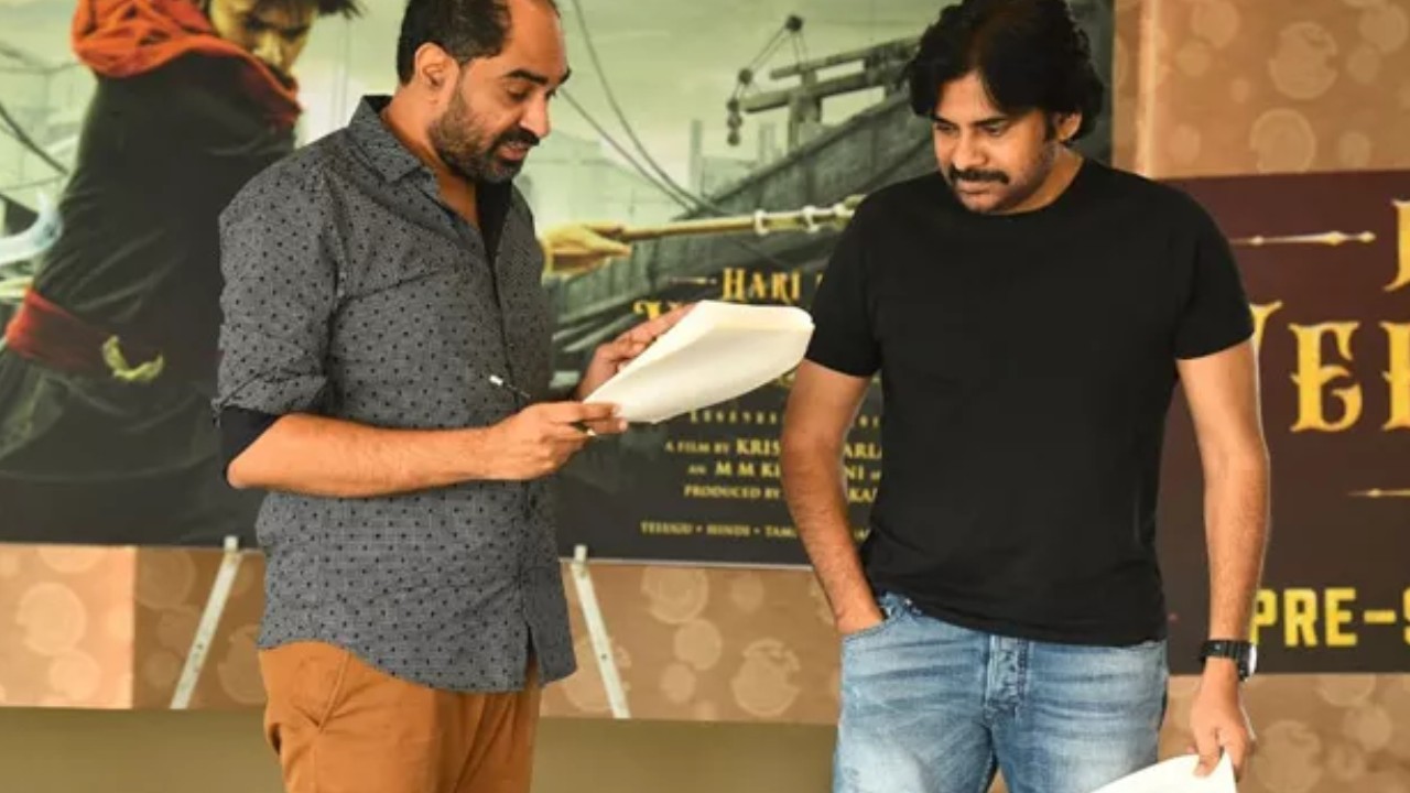 Director Krish : ఎక్కడా కనపడని క్రిష్.. ‘హరి హర వీరమల్లు’ పై పోస్ట్.. అసలు విషయం మాత్రం చెప్పలేదు.. Director Krish : ఎక్కడా కనపడని క్రిష్.. ‘హరి హర వీరమల్లు’ పై పోస్ట్.. అసలు విషయం మాత్రం చెప్పలేదు..