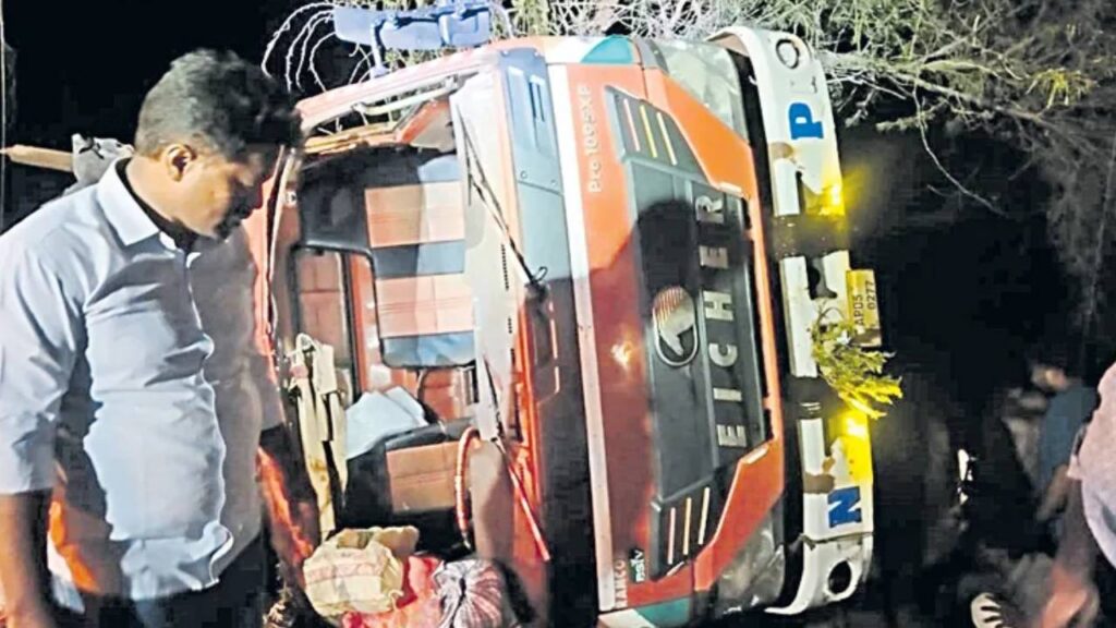 lorry overturned