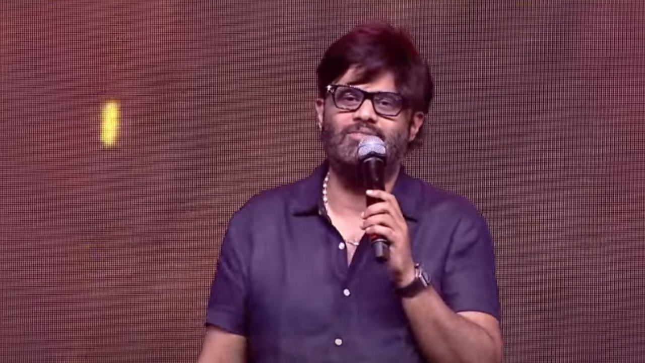 NagaVamsi : ఇండస్ట్రీ బాగోలేదు.. మీరు వచ్చి హిట్ ఇవ్వండి.. కింగ్డమ్ ట్రైలర్ లాంచ్ ఈవెంట్లో నాగవంశీ స్పీచ్.. NagaVamsi : ఇండస్ట్రీ బాగోలేదు.. మీరు వచ్చి హిట్ ఇవ్వండి.. కింగ్డమ్ ట్రైలర్ లాంచ్ ఈవెంట్లో నాగవంశీ స్పీచ్..