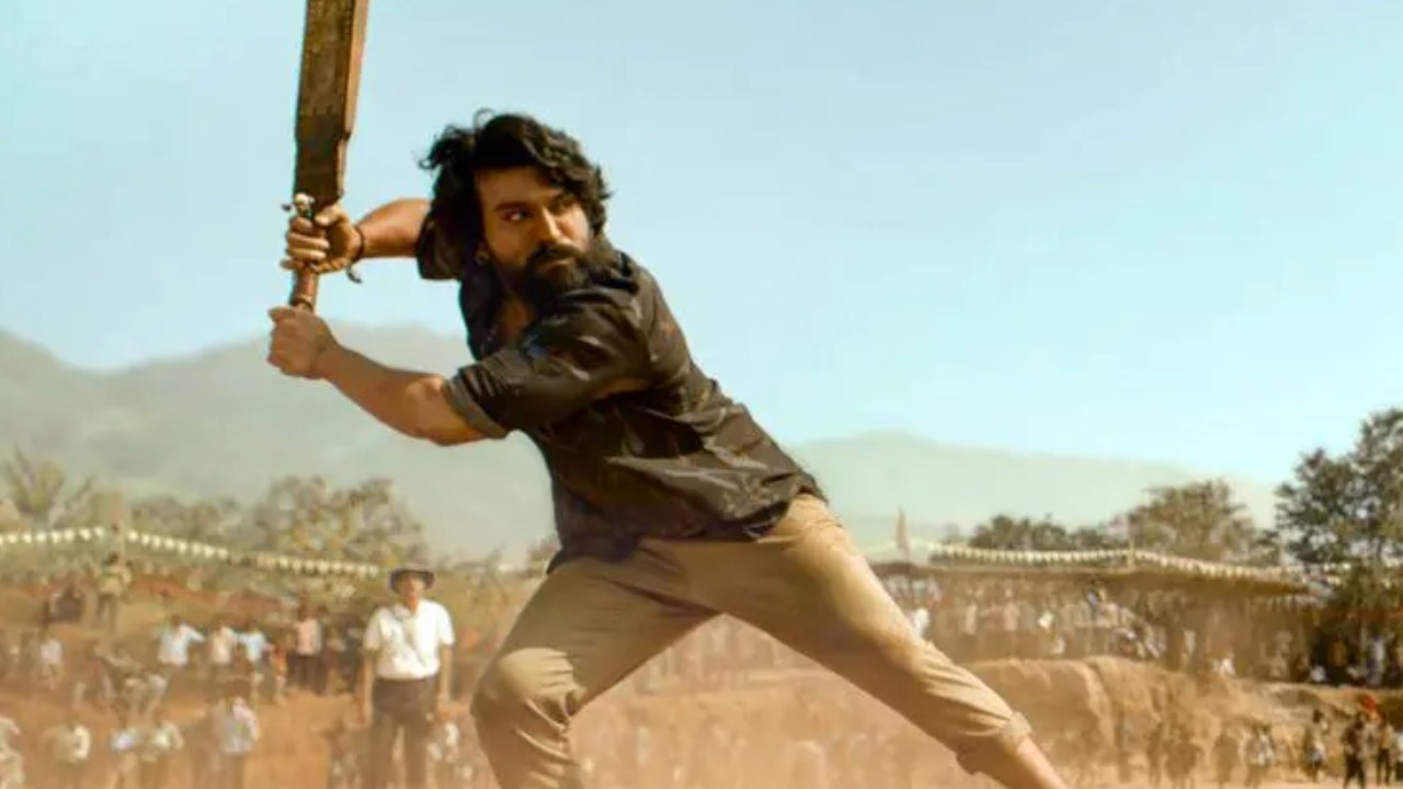 Peddi : ఢిల్లీలో ‘పెద్ది’ ఫైనల్ క్రికెట్ మ్యాచ్.. ప్రస్తుతం షూట్ ఎక్కడ జరుగుతుంది? Peddi : ఢిల్లీలో ‘పెద్ది’ ఫైనల్ క్రికెట్ మ్యాచ్.. ప్రస్తుతం షూట్ ఎక్కడ జరుగుతుంది?
