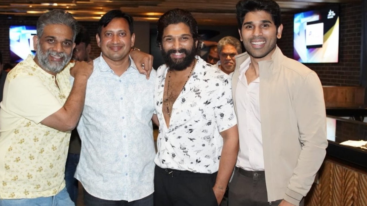 Producer SKN – Allu Sirish : అల్లు శిరీష్ కి హిట్ ఇస్తా.. అల్లు అర్జున్ తో సినిమా తీస్తా.. నిర్మాత SKN కామెంట్స్.. Producer SKN – Allu Sirish : అల్లు శిరీష్ కి హిట్ ఇస్తా.. అల్లు అర్జున్ తో సినిమా తీస్తా.. నిర్మాత SKN కామెంట్స్..