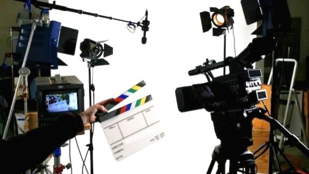 Tollywood Film Workers want to go for Strike Effect on Movie Shootings