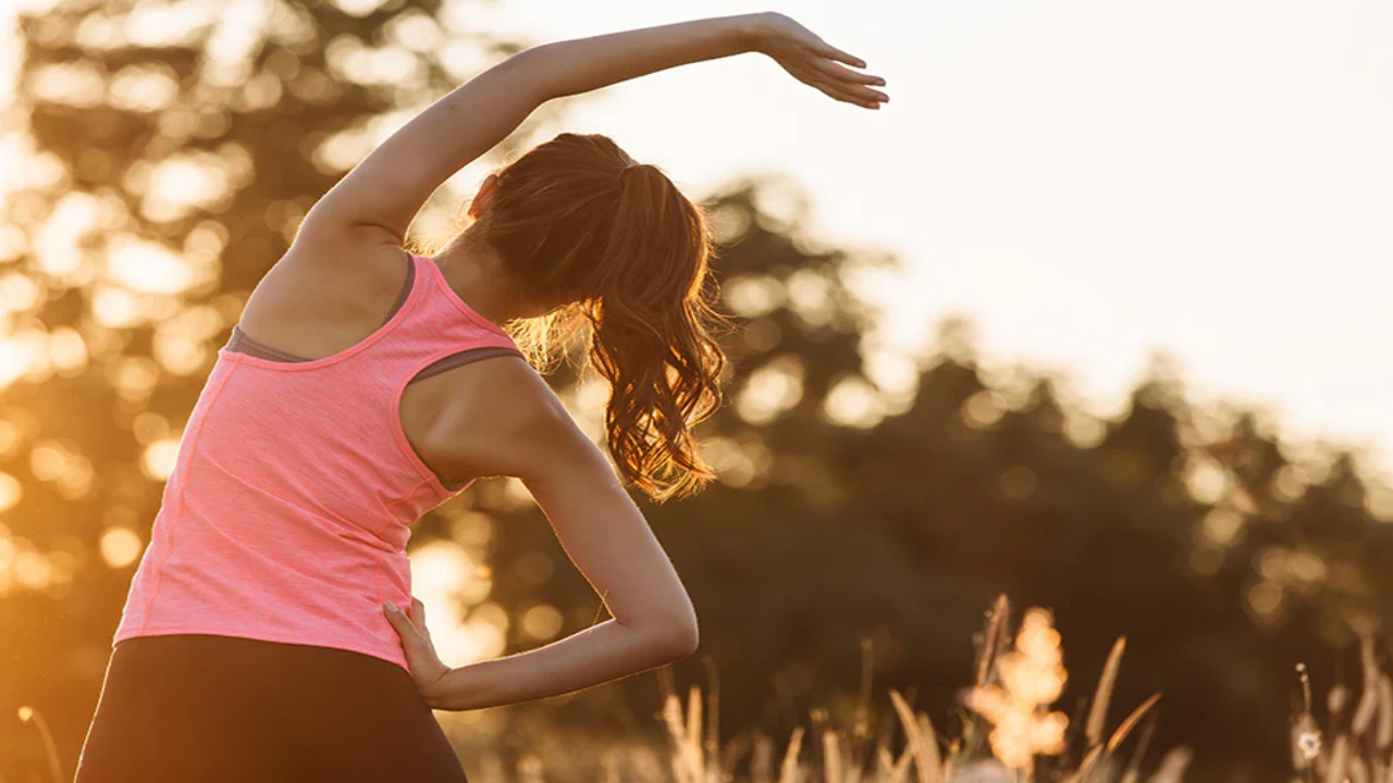Health With Exercise: ఉదయం చేసే ఈ చిన్న వ్యాయామం.. ఆరోగ్యానికి చేసే పెద్ద సహాయం.. అలసత్వం వద్దు Health With Exercise: ఉదయం చేసే ఈ చిన్న వ్యాయామం.. ఆరోగ్యానికి చేసే పెద్ద సహాయం.. అలసత్వం వద్దు