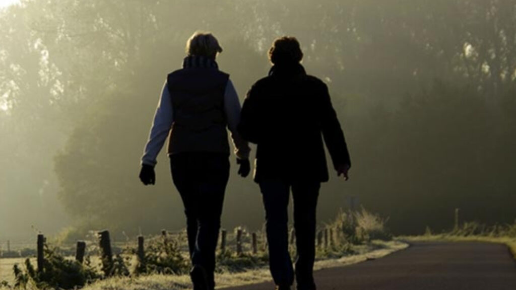 Health benefits of taking a short walk after dinner