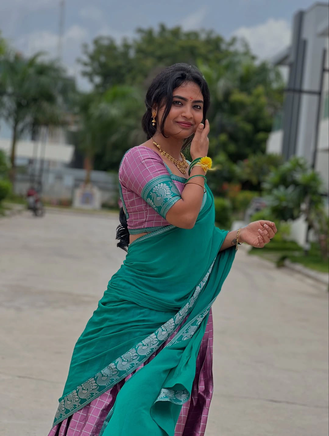 Alekhya Harika Sravana Sukravaram Special Traditional Looks
