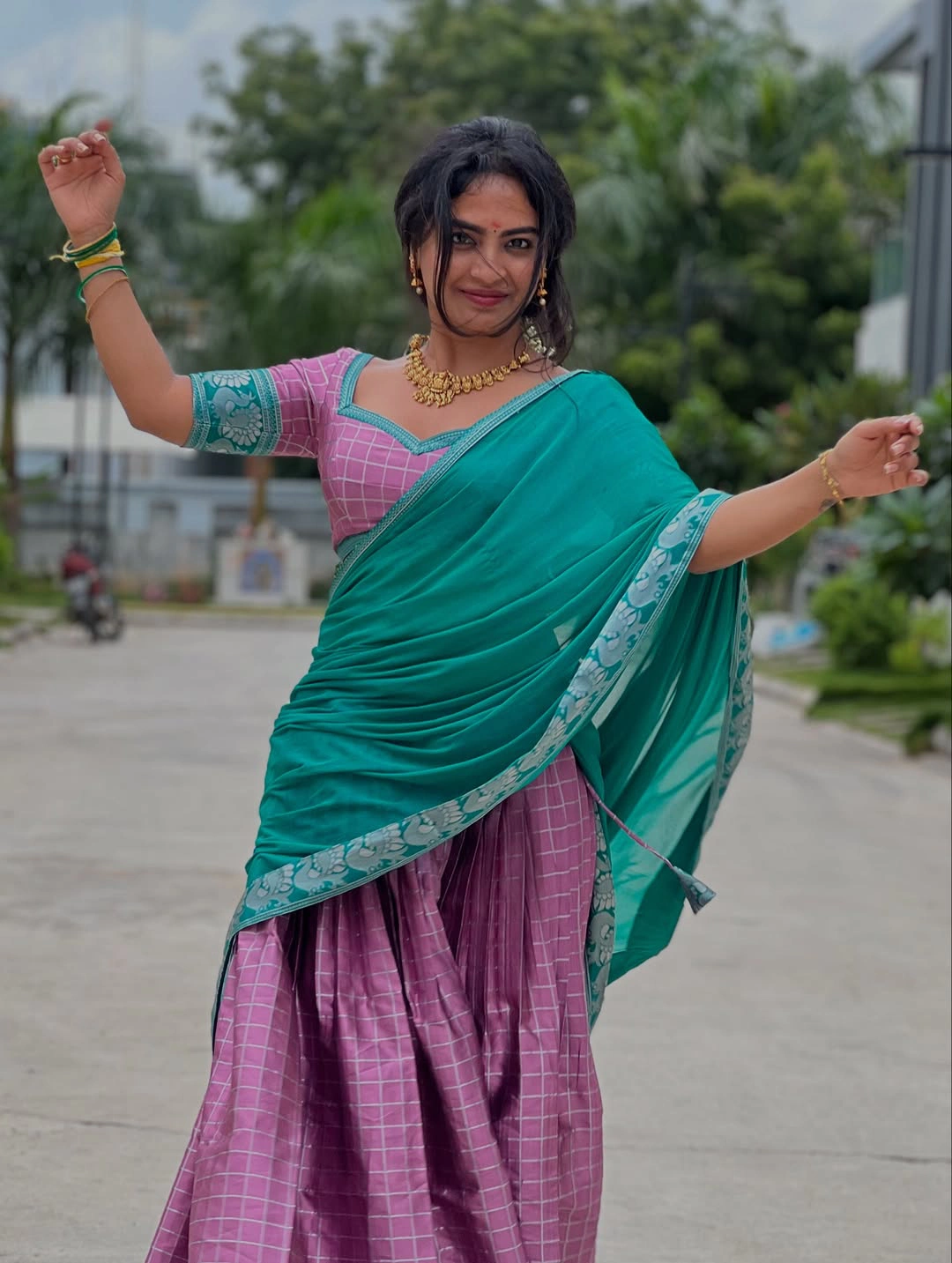 Alekhya Harika Sravana Sukravaram Special Traditional Looks