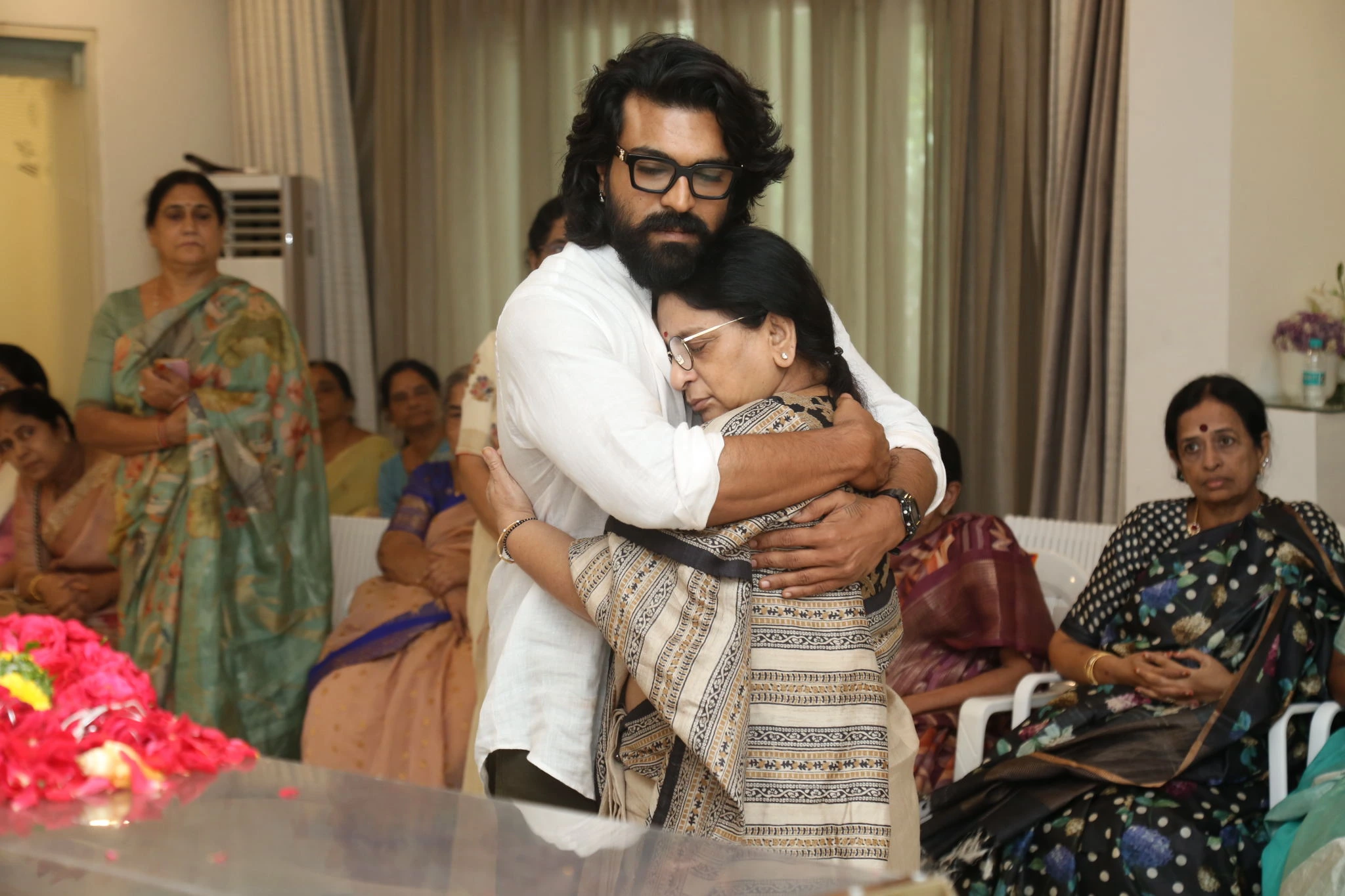 Allu Arjun Ram Charan Grand Mother Passed Away