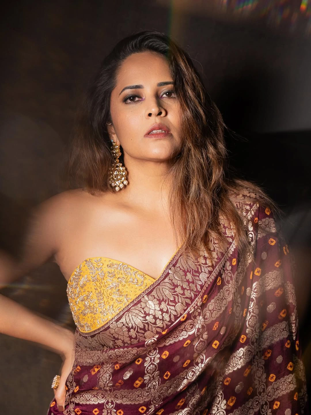 Anasuya Bharadwaj Sizzling Poses in Saree