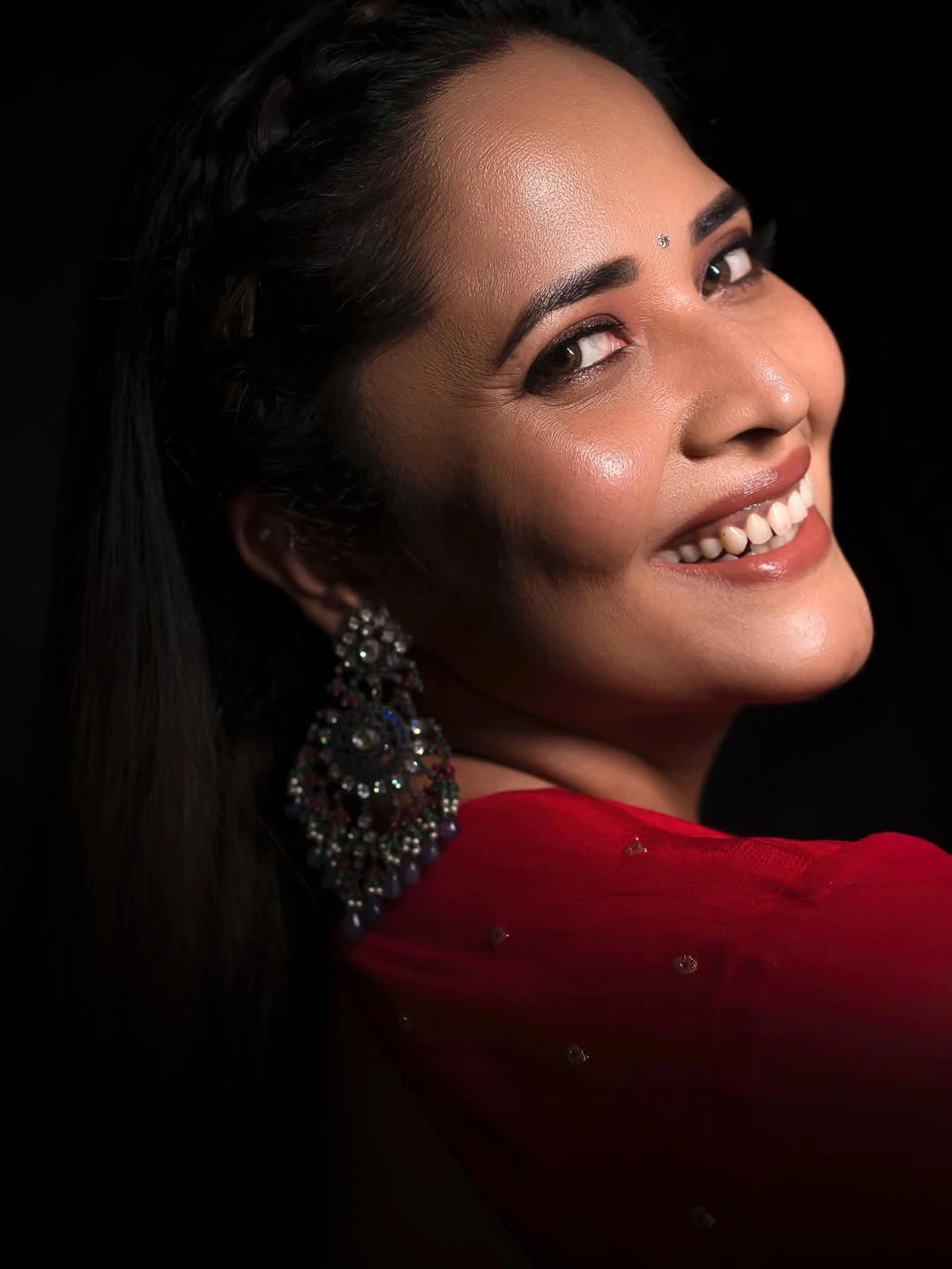 Anasuya Bharadwaj Simple Looks in Saree