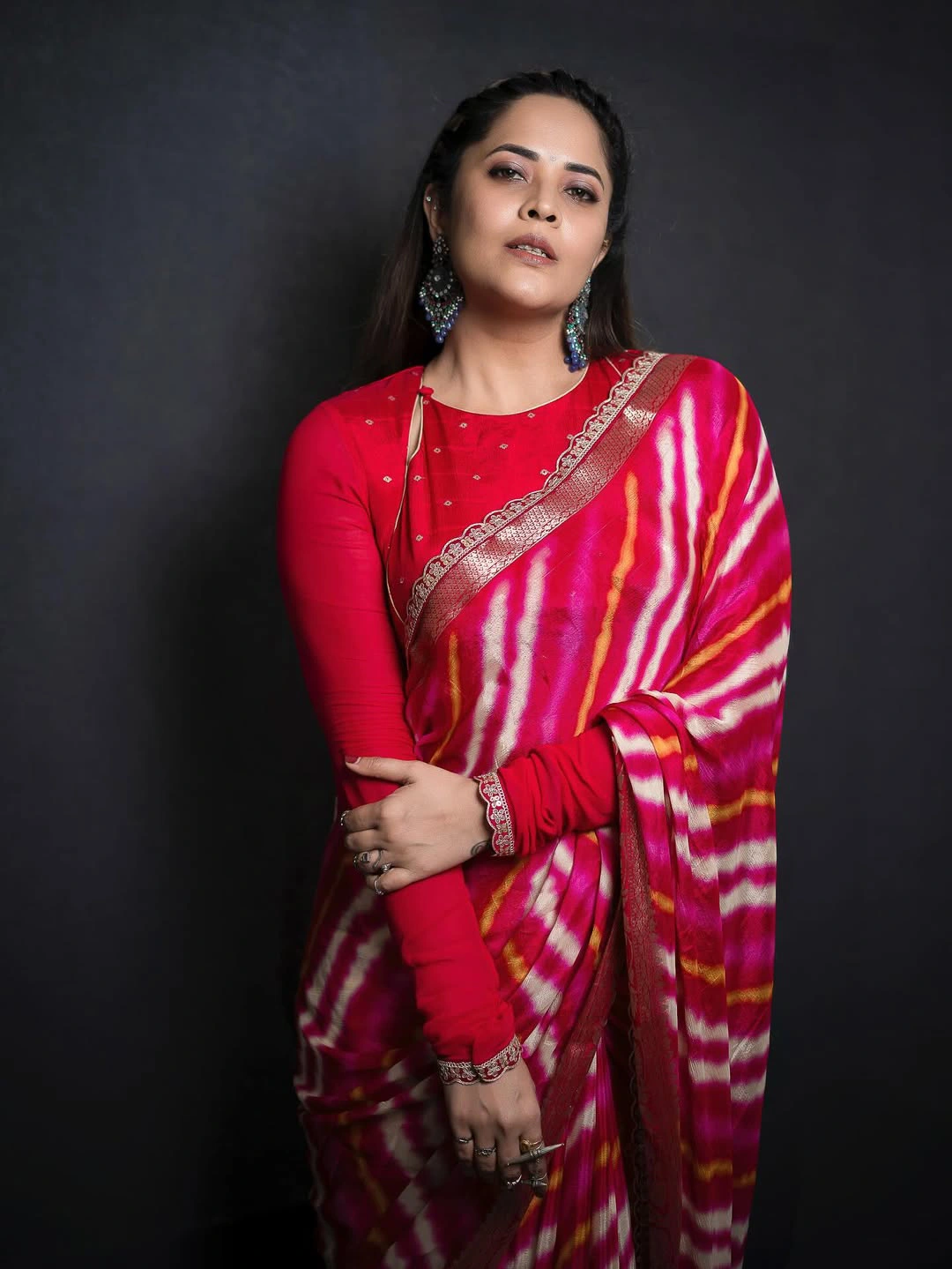 Anasuya Bharadwaj Simple Looks in Saree
