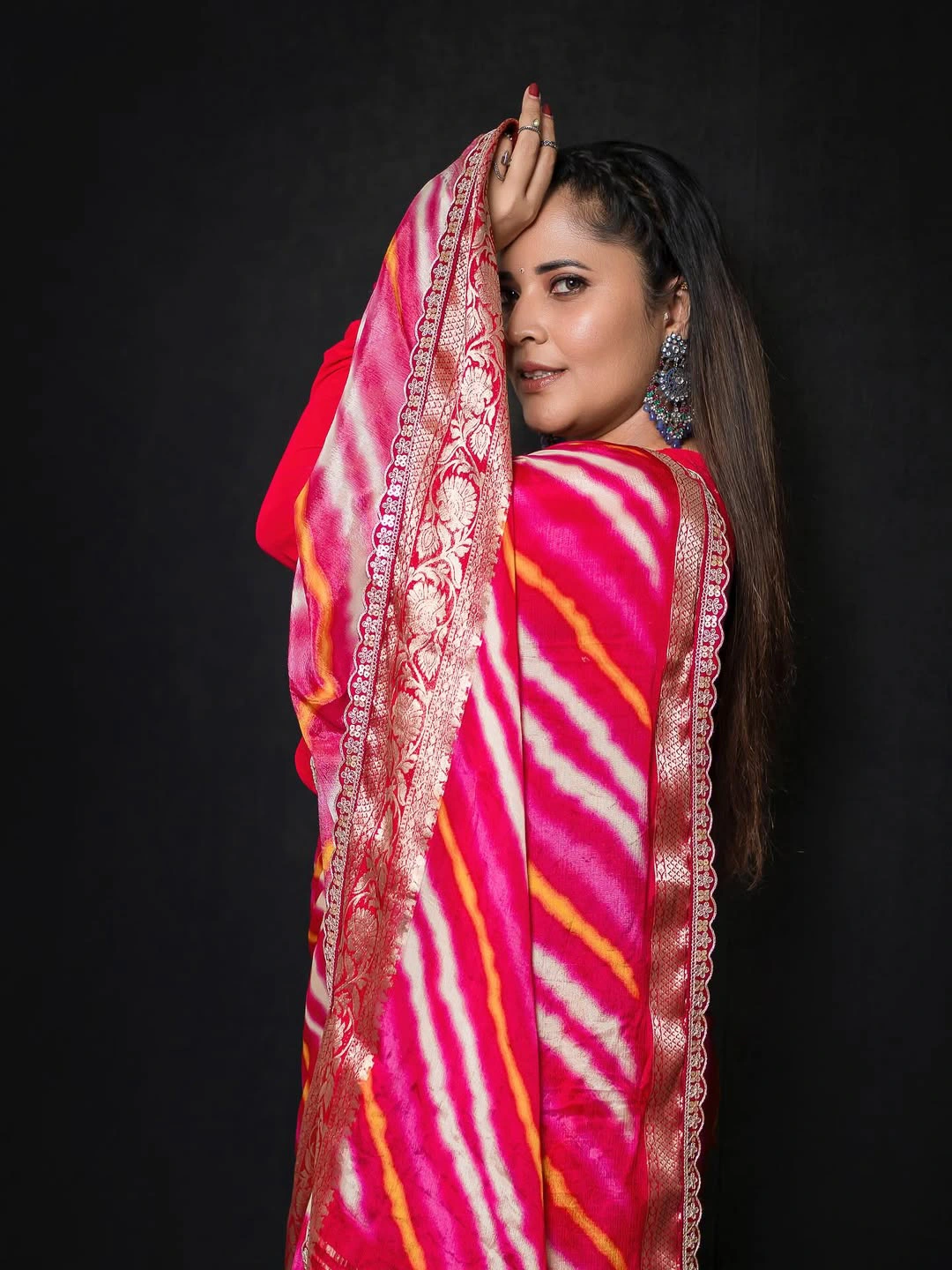 Anasuya Bharadwaj Simple Looks in Saree