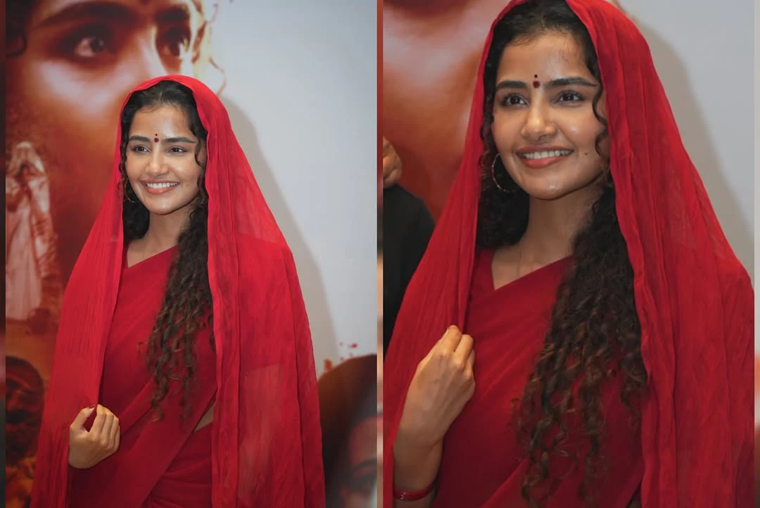 Anupama Parameswaran Road Show in Vizag