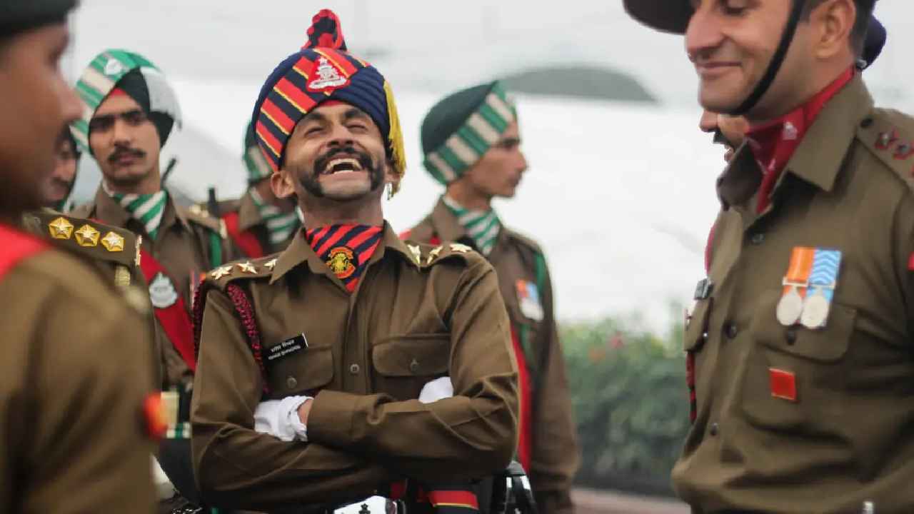 BSF Tradesman Recruitment 2025: BSFలో ఉద్యోగాలు.. 3588 పోస్టులు.. వయసు, విద్యార్హతలు, ఫీజు, ఎంపిక ప్రక్రియ పూర్తి వివరాలు.. BSF Tradesman Recruitment 2025: BSFలో ఉద్యోగాలు.. 3588 పోస్టులు.. వయసు, విద్యార్హతలు, ఫీజు, ఎంపిక ప్రక్రియ పూర్తి వివరాలు..