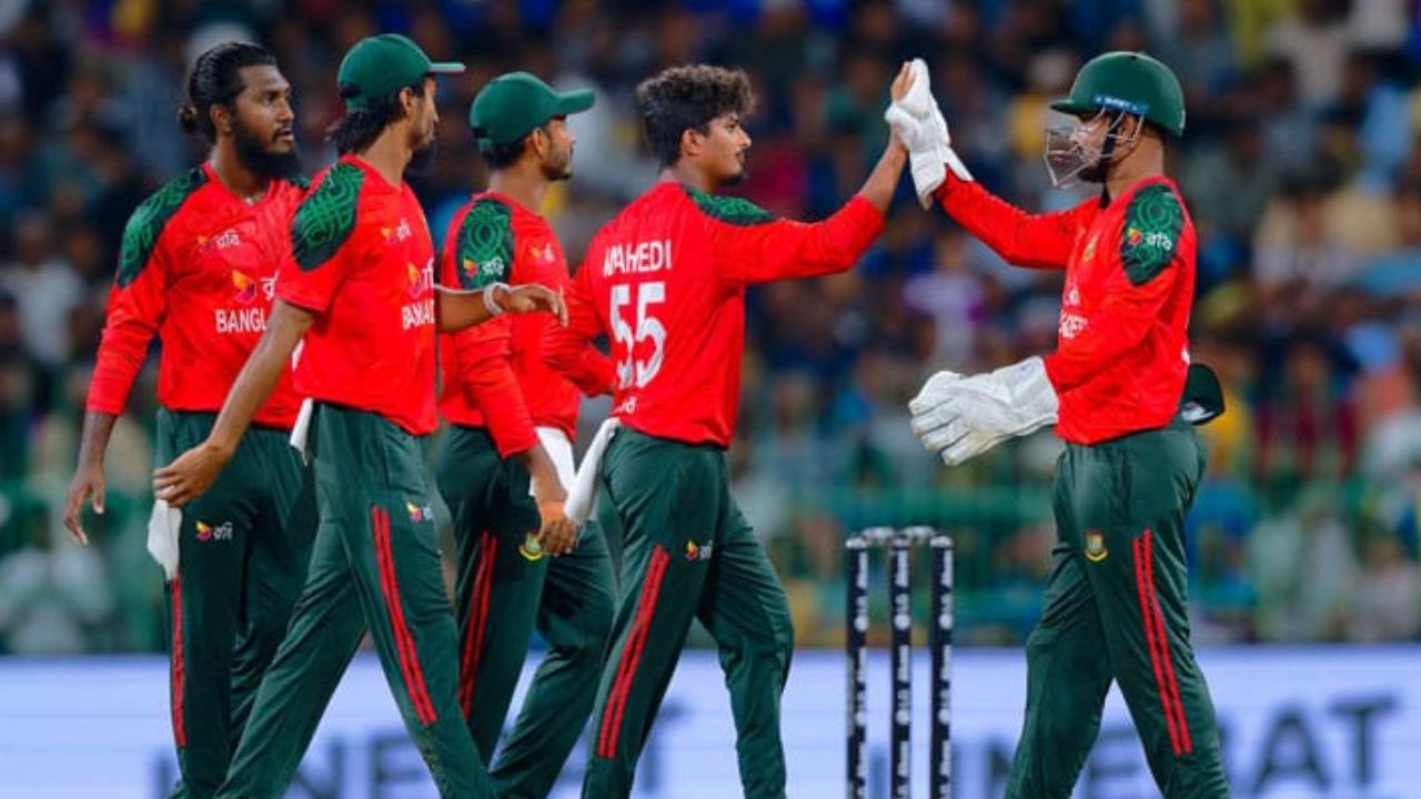 Bangladesh : ఆసియాకప్కు బంగ్లాదేశ్ జట్టు ప్రకటన.. 16 మందితో.. మాజీ కెప్టెన్ పై వేటు.. మూడేళ్ల తరువాత స్టార్ ప్లేయర్కి చోటు.. Bangladesh : ఆసియాకప్కు బంగ్లాదేశ్ జట్టు ప్రకటన.. 16 మందితో.. మాజీ కెప్టెన్ పై వేటు.. మూడేళ్ల తరువాత స్టార్ ప్లేయర్కి చోటు..