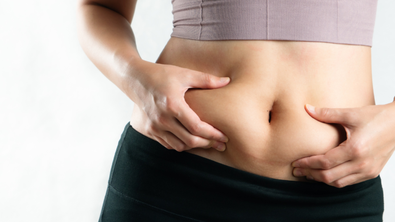 Belly Fat: బెల్లీ ఫ్యాట్ చాలా డేంజర్.. తొలగించాలంటే ఈ 5 పనులు చేయకతప్పదు Belly Fat: బెల్లీ ఫ్యాట్ చాలా డేంజర్.. తొలగించాలంటే ఈ 5 పనులు చేయకతప్పదు