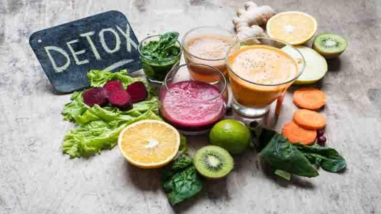 Health Tips: ఈ 5 రకాల ఆహరంతో అద్భుతమైన ఆరోగ్యం.. చెత్తను మొత్తం బయటకు పంపిస్తాయి.. దెబ్బకు రోగాలు మాయం Health Tips: ఈ 5 రకాల ఆహరంతో అద్భుతమైన ఆరోగ్యం.. చెత్తను మొత్తం బయటకు పంపిస్తాయి.. దెబ్బకు రోగాలు మాయం