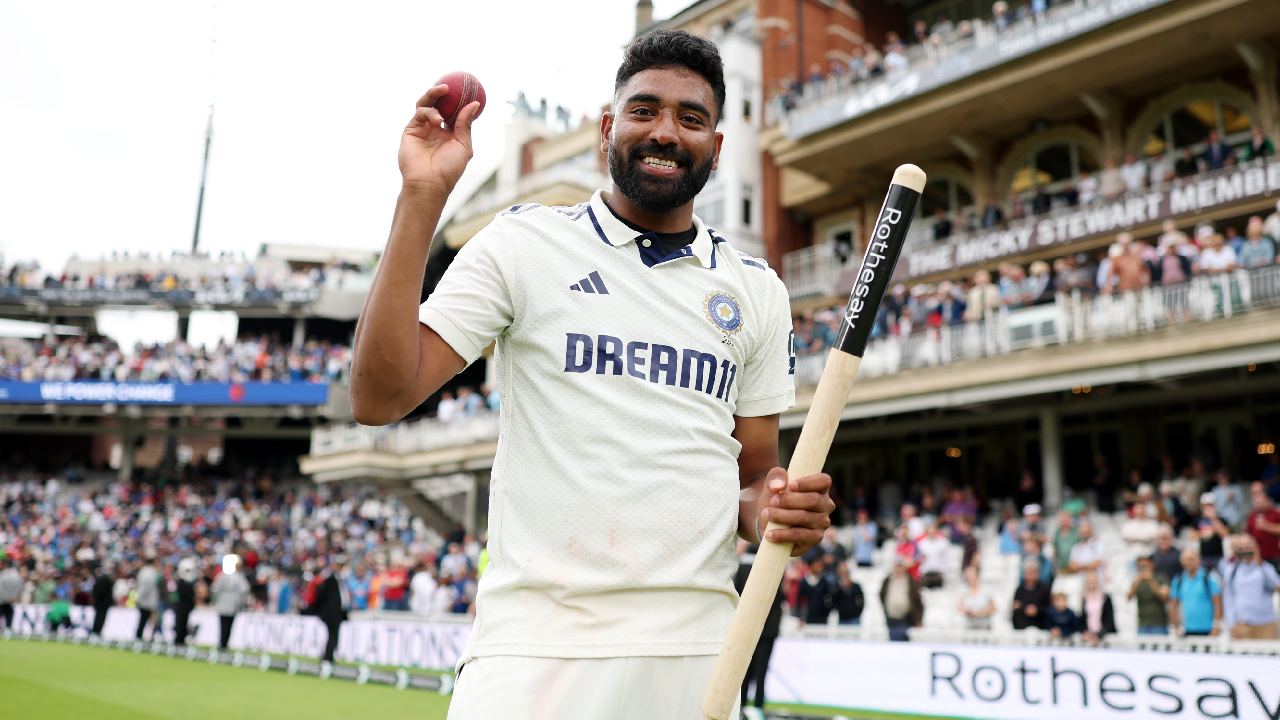 Mohammed Siraj : టీమ్ఇండియా స్టార్ పేసర్ సిరాజ్ ఆస్తి ఎంతో తెలుసా? ఐపీఎల్ ద్వారా గట్టిగానే.. Mohammed Siraj : టీమ్ఇండియా స్టార్ పేసర్ సిరాజ్ ఆస్తి ఎంతో తెలుసా? ఐపీఎల్ ద్వారా గట్టిగానే..