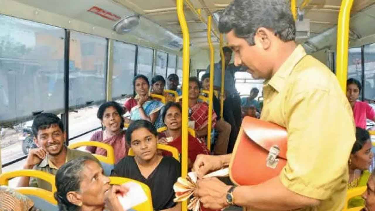 ఏపీలో ఉచిత బస్సు ప్రయాణం.. గైడ్లైన్స్ వచ్చేశాయ్.. ఏ బస్సుల్లో ఫ్రీ.. ఏ బస్సుల్లో కాదు.. ఫుల్ డీటెయిల్స్ .. ఏపీలో ఉచిత బస్సు ప్రయాణం.. గైడ్లైన్స్ వచ్చేశాయ్.. ఏ బస్సుల్లో ఫ్రీ.. ఏ బస్సుల్లో కాదు.. ఫుల్ డీటెయిల్స్ ..