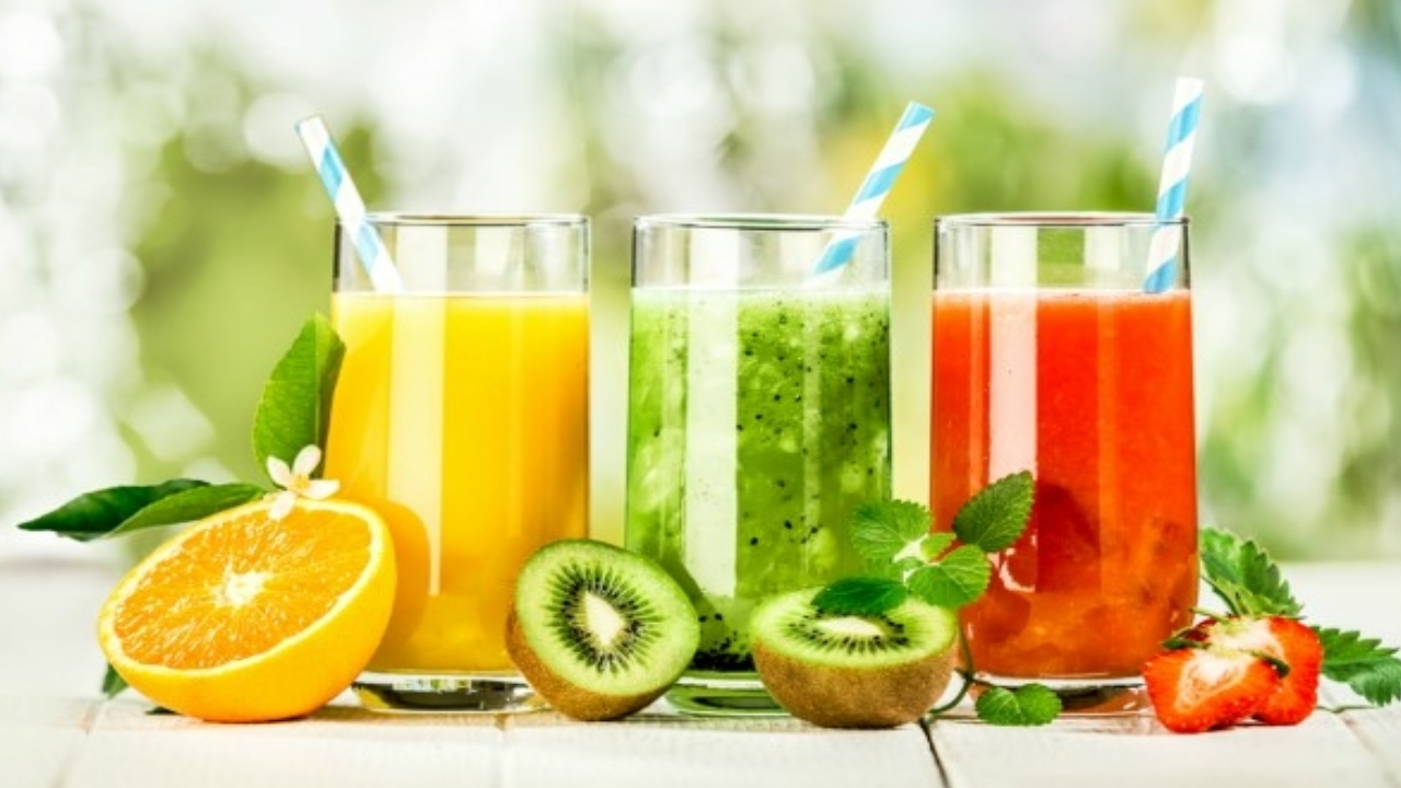 Healthy Drinks: మీ ఇమ్యూనిటీని డబుల్ చేసే బూస్టర్ డ్రింక్స్.. రోజు తాగితే.. రోగాలు మొత్తం మాయం Healthy Drinks: మీ ఇమ్యూనిటీని డబుల్ చేసే బూస్టర్ డ్రింక్స్.. రోజు తాగితే.. రోగాలు మొత్తం మాయం