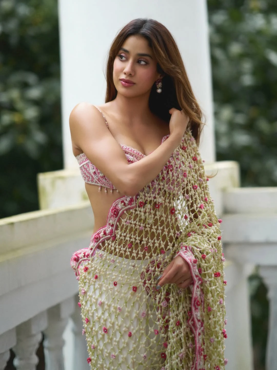 Janhvi Kapoor Stunning Looks in Special Saree