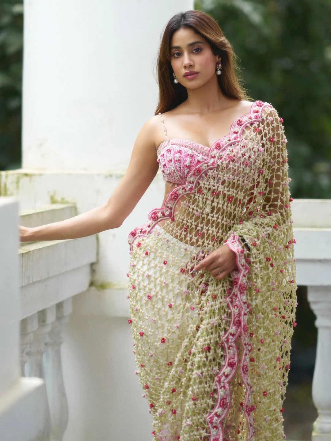 Janhvi Kapoor Stunning Looks in Special Saree