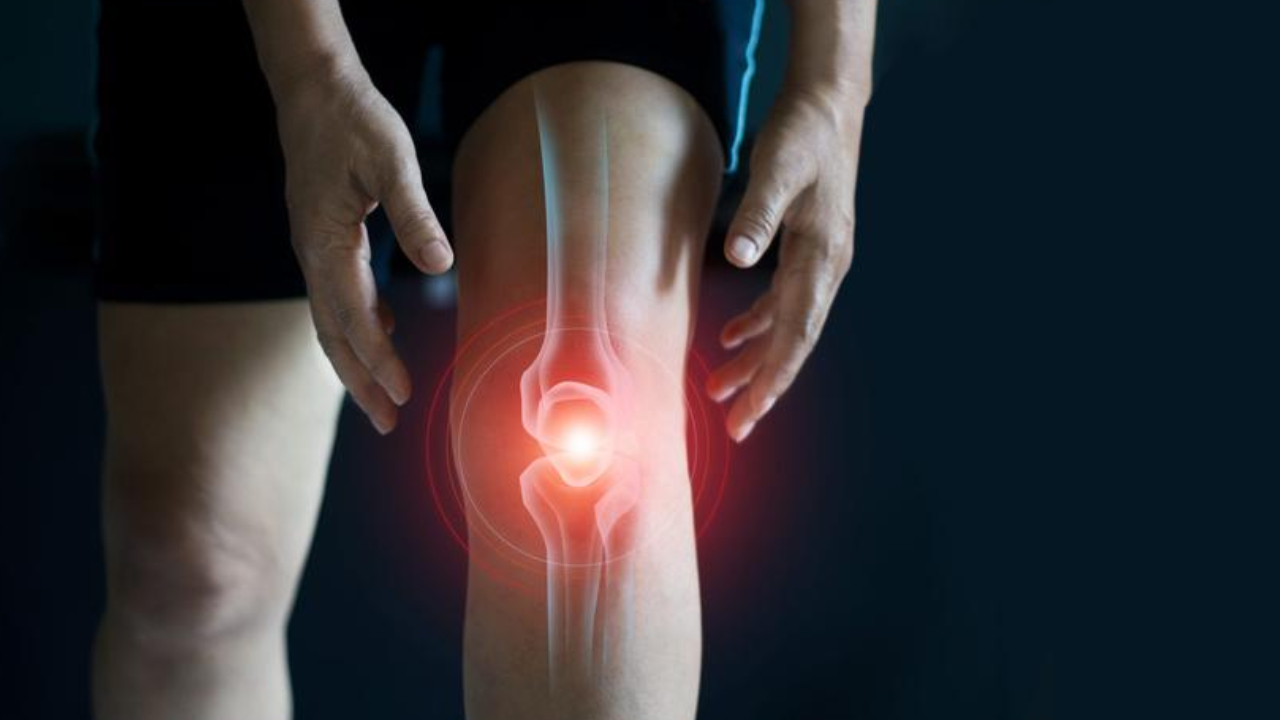 Joint Pains: యువతలో పెరుగుతున్న కీళ్ల నొప్పుల సమస్య.. 5 ప్రధాన కారణాలు.. ఆందోళన కలిగిస్తున్న అధ్యయనాలు Joint Pains: యువతలో పెరుగుతున్న కీళ్ల నొప్పుల సమస్య.. 5 ప్రధాన కారణాలు.. ఆందోళన కలిగిస్తున్న అధ్యయనాలు
