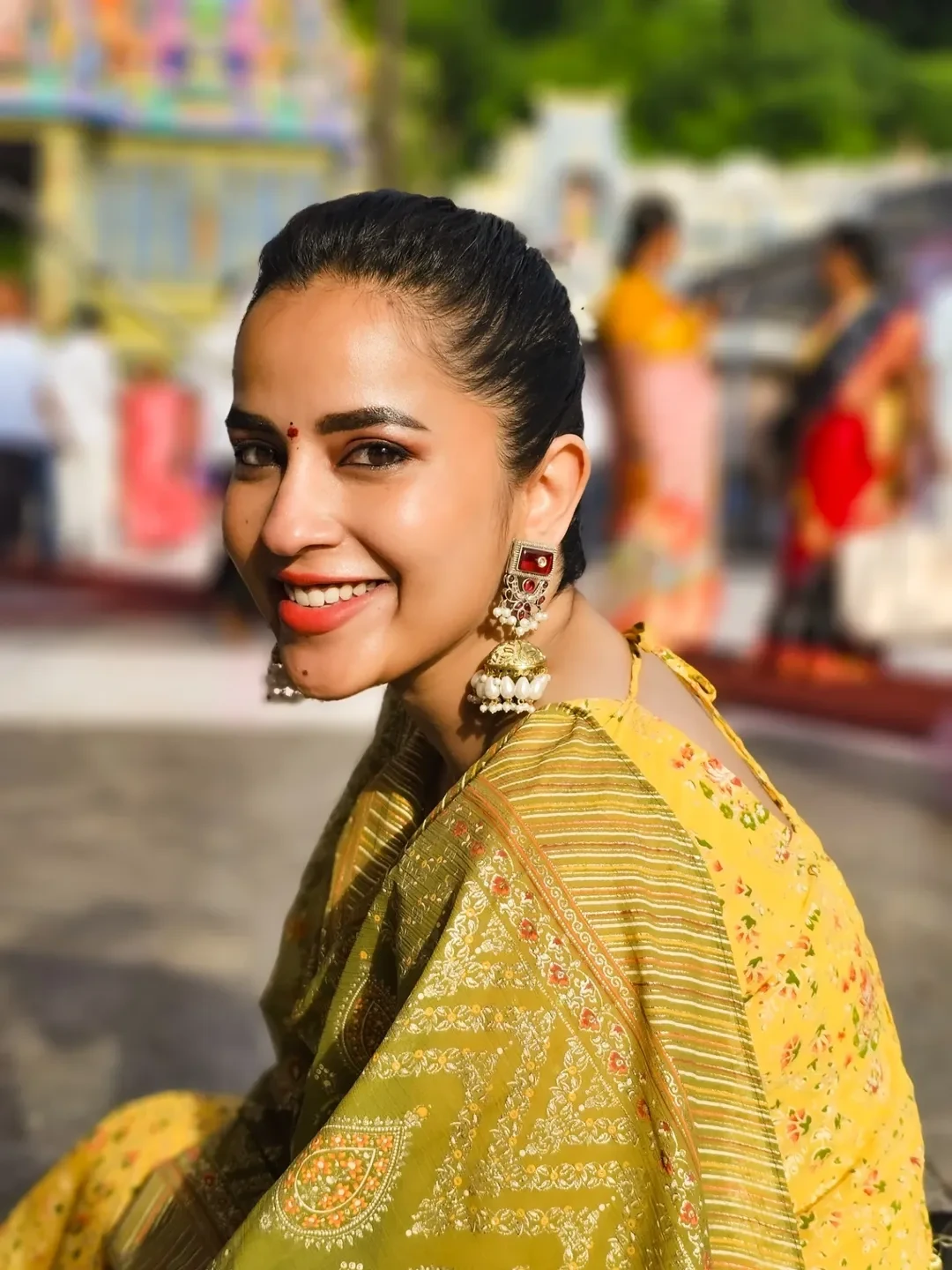 Komalee Prasad at Vijayawada Kanakadurga Temple