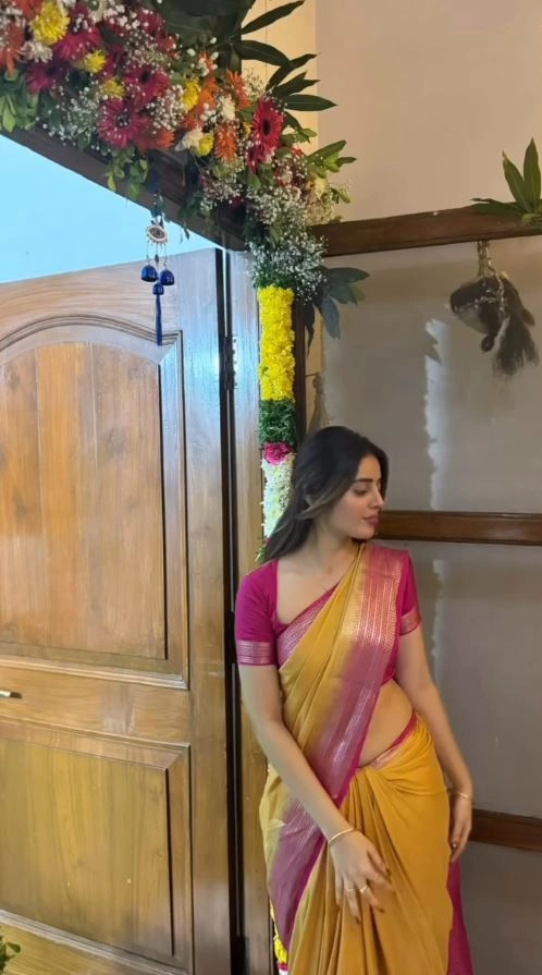 Kushitha Kallapu Traditional Looks on Varalakshmi Vratham Day
