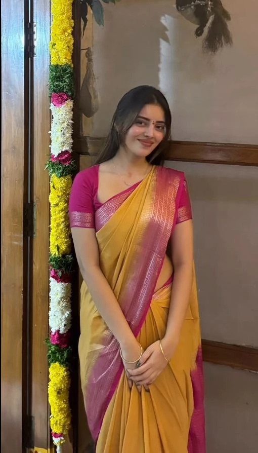 Kushitha Kallapu Traditional Looks on Varalakshmi Vratham Day