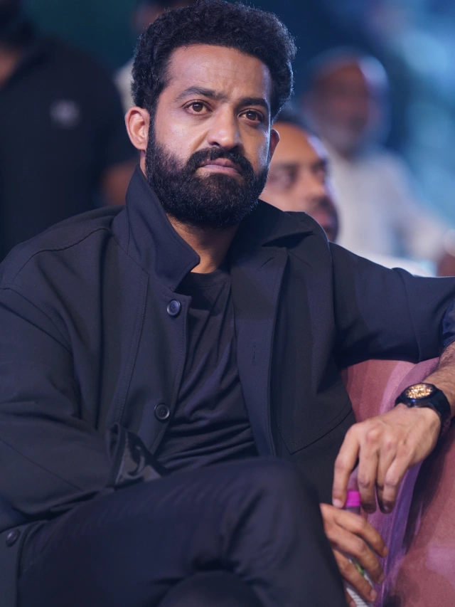 NTR Hrithik Roshan War 2 Pre Release Event