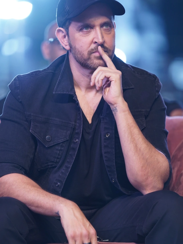 NTR Hrithik Roshan War 2 Pre Release Event